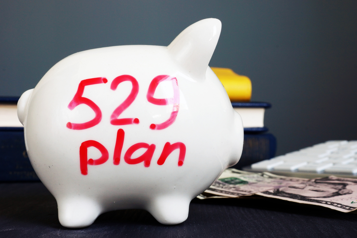 Grandparent-owned 529 college-savings-plans